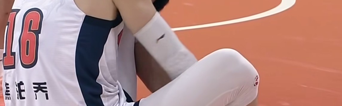 NBA录像回放-广东21分大胜吉林！奎因暴走42分，徐杰王者归来，焦泊乔意外伤退